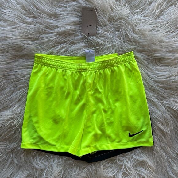 Nike Women's Classic II Short Size Small - Picture 1 of 7